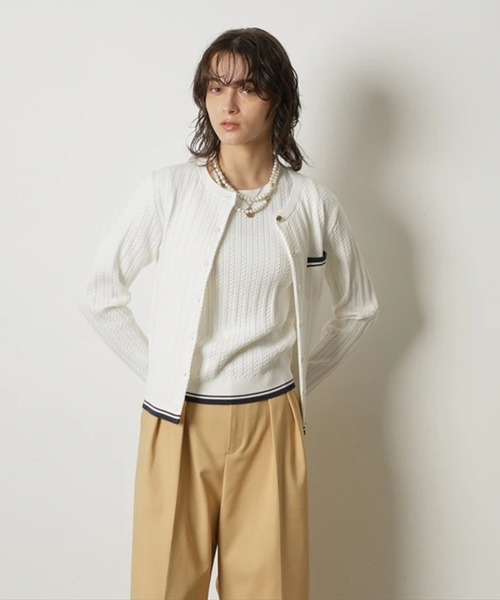 CADUNE(カデュネ)の「ケーブルアンサンブル(ニット/セーター・レディース・ホワイト/ブラック系その他/ベージュ/ホワイト系その他/レッド/ネイビー・38)」の19枚目の写真