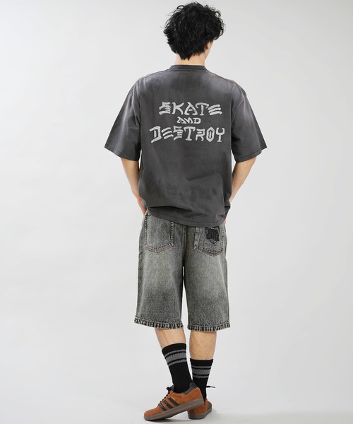 Knuth Marf フリル付き黒半袖Tシャツ Knuth Marf（クヌースマーフ） ブラウス メニー ウェイ フリル
