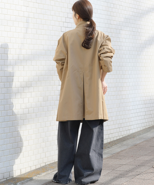 JOURNAL STANDARD relume（ジャーナルスタンダード　レリューム）の「［26SS新作］撥水 / スタンドポンチョコート（トレンチコート・レディース・ベージュ・36/38）」の6枚目の写真