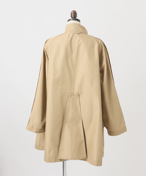 JOURNAL STANDARD relume（ジャーナルスタンダード　レリューム）の「［26SS新作］撥水 / スタンドポンチョコート（トレンチコート・レディース・ベージュ・36/38）」の22枚目の写真
