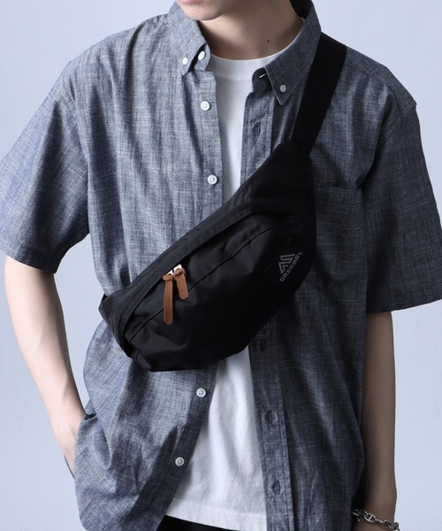 GREGORY(グレゴリー)の「【GREGORY】TAILRUNNER テールランナー(ボディバッグ/ウエストポーチ・メンズ・ブラック/カーキ・FREE)」の1枚目の写真