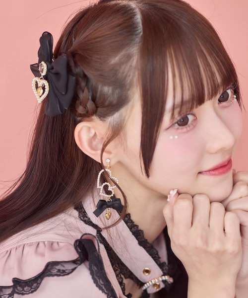 ROJITA（ロジータ）の「シフォンリボンクリップセット（バレッタ/ヘアクリップ・レディース・ブラック/ピンク・FREE）」の10枚目の写真