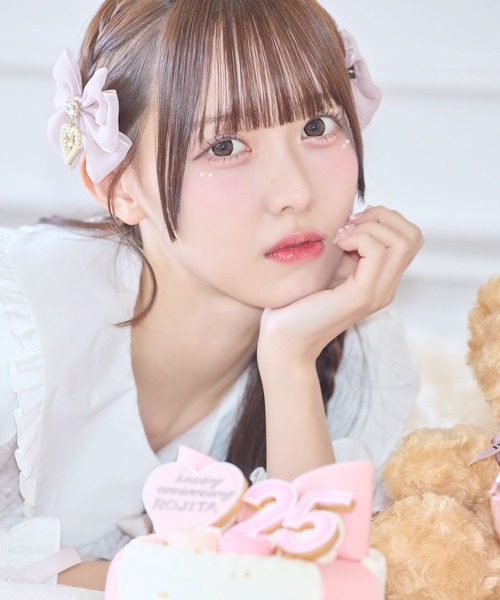 ROJITA（ロジータ）の「シフォンリボンクリップセット（バレッタ/ヘアクリップ・レディース・ブラック/ピンク・FREE）」の14枚目の写真