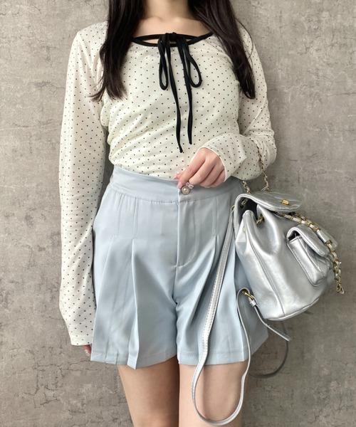 Mejoul(メジュール)の「【2026春夏新作】ハイウエスト タックフレア ショートパンツ(その他パンツ・レディース・ブラック/ライトブルー/ホワイト・M/L)」の10枚目の写真
