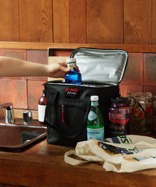 NANGA（ナンガ）の「NANGA × FREAK'S STORE/ナンガ × フリークスストア 別注 SOFT COOLER 10L ソフトクーラー 10L（アウトドアグッズ・メンズ・グレー/ブラック・ONE SIZE）」の15枚目の写真