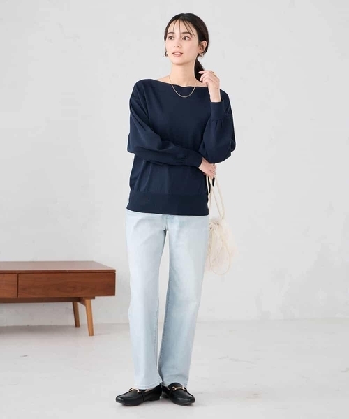 a.v.v(アーヴェヴェ)の「ストレートデニムパンツ(その他パンツ・レディース・ブルー/ライトグレー/ダークインディゴブルー・34/42/36/38/40)」の4枚目の写真