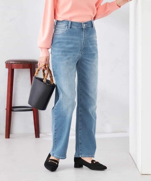 a.v.v(アーヴェヴェ)の「ストレートデニムパンツ(その他パンツ・レディース・ブルー/ライトグレー/ダークインディゴブルー・34/42/36/38/40)」の7枚目の写真