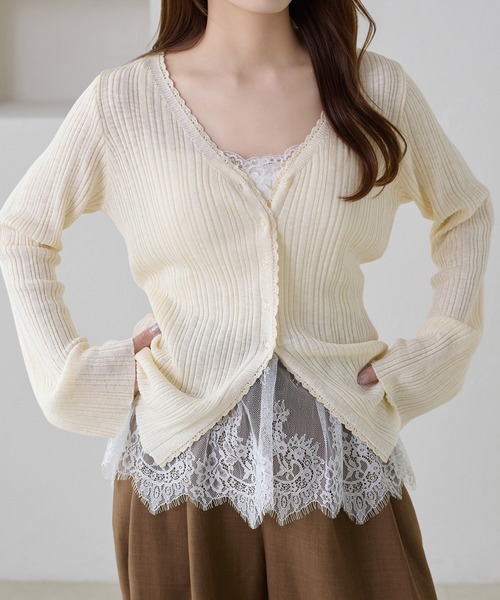 apres jour clair(アプレジュールクレア)の「【apres jour clair】カップ付きデザインレースキャミソール(キャミソール・レディース・オフホワイト・フリー)」の3枚目の写真