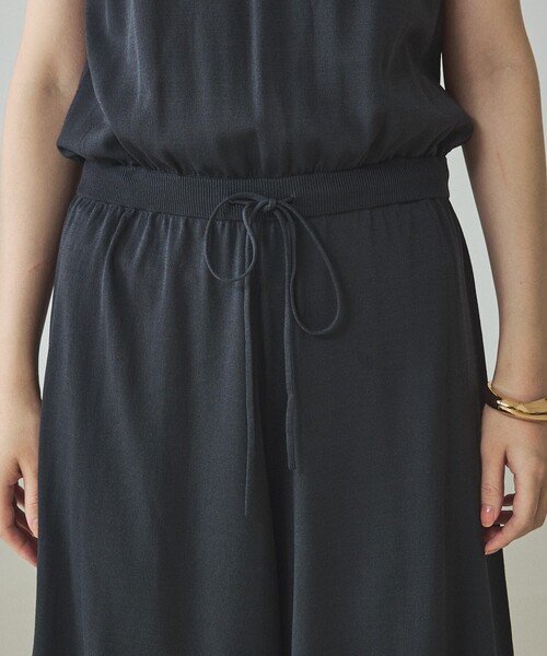 qualite(カリテ)の「【接触冷感】レーヨンストレッチオールインワン/春服/夏服/オフィスカジュアル(ワンピース・レディース・チャコールグレー/グレー・38/36)」の19枚目の写真