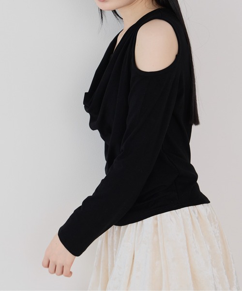 Siel(シエル)の「オープンショルダーカットソー(Tシャツ/カットソー・レディース・グレー/ホワイト/ブラック・FREE)」の17枚目の写真