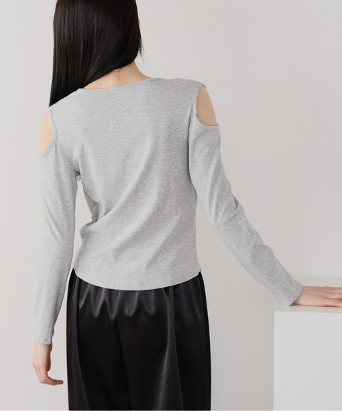 Siel(シエル)の「オープンショルダーカットソー(Tシャツ/カットソー・レディース・グレー/ホワイト/ブラック・FREE)」の4枚目の写真