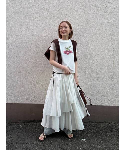 LAGUNAMOON（ラグナムーン）の「アシメティアードコットンスカート 春服（スカート・レディース・チャコールグレー/ホワイト・MEDIUM/SMALL）」の22枚目の写真