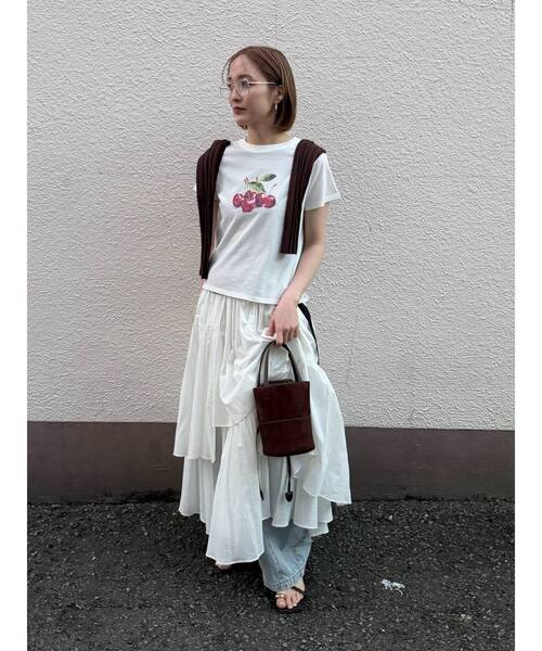 LAGUNAMOON（ラグナムーン）の「アシメティアードコットンスカート 春服（スカート・レディース・チャコールグレー/ホワイト・MEDIUM/SMALL）」の16枚目の写真