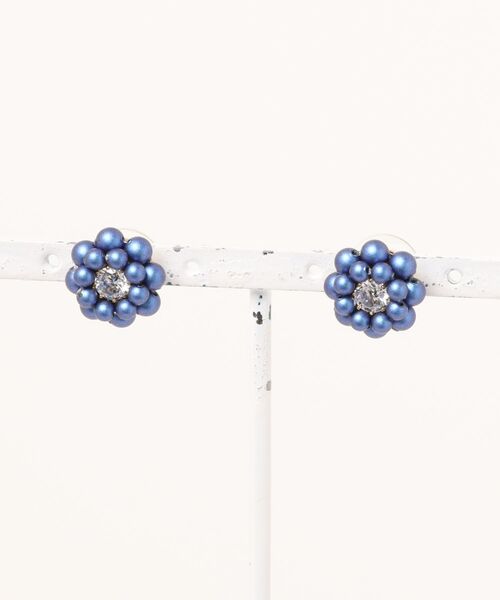 tone（トーン）の「【kiki&yuyu】シンプルダブルフラワーのピアス(MA)（ピアス（両耳用）・レディース・ブラック/ホワイト/ブルー・FREE）」の3枚目の写真