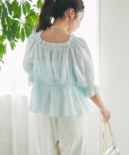 La boutique BonBon(ラブティックボンボン)の「【軽やか素材】シャーリングギャザーブラウス(シャツ/ブラウス・レディース・ホワイト/ミント/バイオレット/ネイビー・FREE)」の7枚目の写真