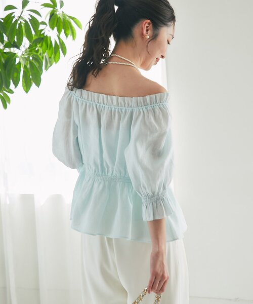 La boutique BonBon(ラブティックボンボン)の「【軽やか素材】シャーリングギャザーブラウス(シャツ/ブラウス・レディース・ホワイト/ミント/バイオレット/ネイビー・FREE)」の13枚目の写真