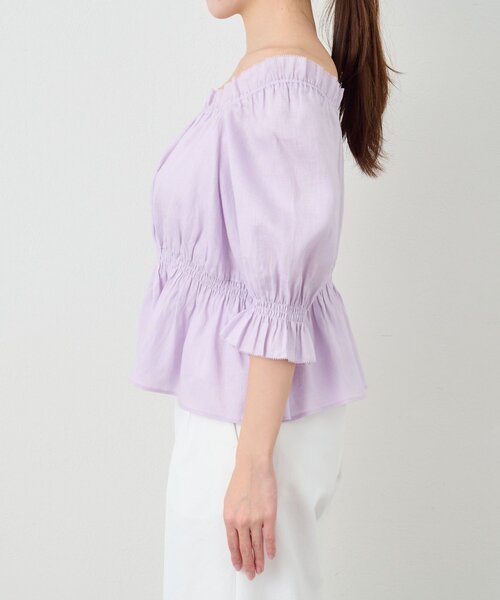 La boutique BonBon(ラブティックボンボン)の「【雨に日にもおすすめ】シャーリングギャザーブラウス(シャツ/ブラウス・レディース・ホワイト/ミント/バイオレット/ネイビー・FREE)」の17枚目の写真