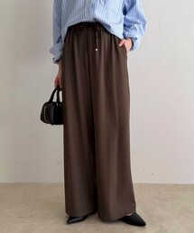 fredy emue（フレディエミュ）の「【4サイズ展開/リピーター続出！】とろみツイルストレートイージーパンツ（その他パンツ）」