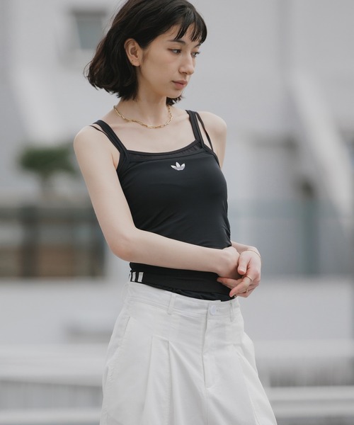 adidas(アディダス)の「adidas/アディダス トレフォイルロゴ ダブルレイヤータンクトップ 2026年春夏(タンクトップ・レディース・ブラック・S/M/L)」の8枚目の写真
