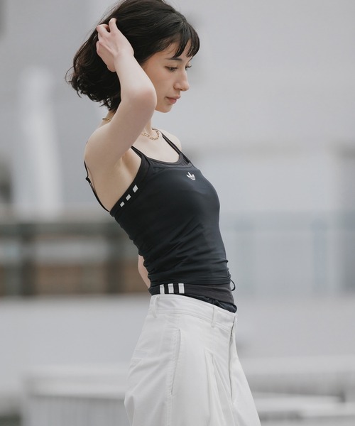 adidas(アディダス)の「adidas/アディダス トレフォイルロゴ ダブルレイヤータンクトップ 2026年春夏(タンクトップ・レディース・ブラック・S/M/L)」の10枚目の写真