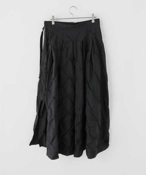 plage(プラージュ)の「《一部店舗・WEB限定》TANC TOKYO / タンクトウキョウ EMBROIDERY OVER スカート(スカート・レディース・ブラック・FREE)」の2枚目の写真