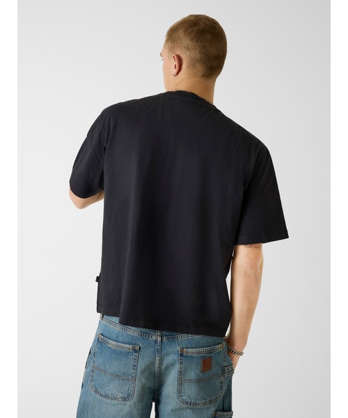 GUESS JEANS(ゲスジーンズ)の「GUESS JEANS BOXY Tee Tシャツ ロゴTシャツ(Tシャツ/カットソー・メンズ・ブラック/グリーン/ピンク・LARGE/MEDIUM/XX-LARGE/X-LARGE/SMALL)」の11枚目の写真