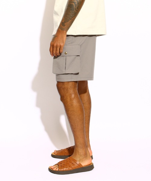 ROTAR（ローター）の「2way Stretch Easy Cargo Shorts（カーゴパンツ・メンズ・ブラック/グレー・MEDIUM/LARGE/X-LARGE）」の10枚目の写真