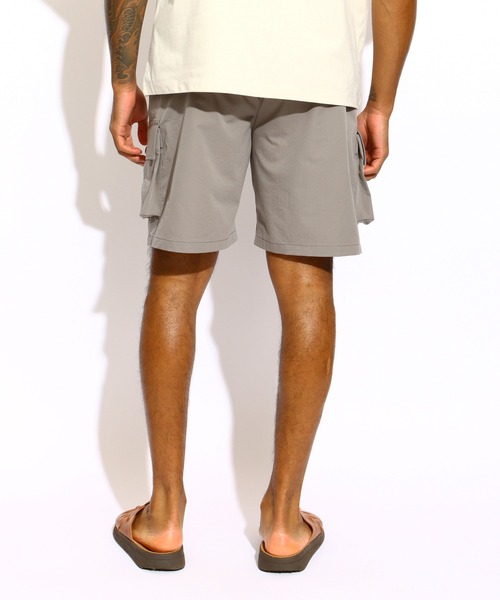 ROTAR（ローター）の「2way Stretch Easy Cargo Shorts（カーゴパンツ・メンズ・ブラック/グレー・MEDIUM/LARGE/X-LARGE）」の11枚目の写真