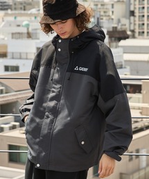 BARK MANHATTAN（バークマンハッタン）の「マウンテンパーカー（マウンテンパーカー）」