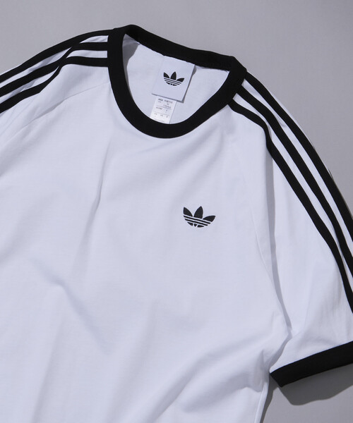 FREAK'S STORE(フリークスストア)の「限定展開 adidas/アディダス メンズ・オリジナルス スリーストライプ Tシャツ(Tシャツ/カットソー・メンズ・ネイビー/ホワイト/ブラック・LARGE/SMALL/X-LARGE/MEDIUM)」の1枚目の写真