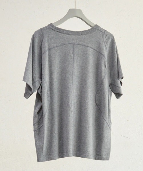 NVRFRGT（ネヴァーフォーゲット）の「【NVRFRGT】PANELLED HALF SLEEVE T-SHIRT（Tシャツ/カットソー・メンズ・ホワイト/ブラック/チャコールグレー・2/3）」の7枚目の写真