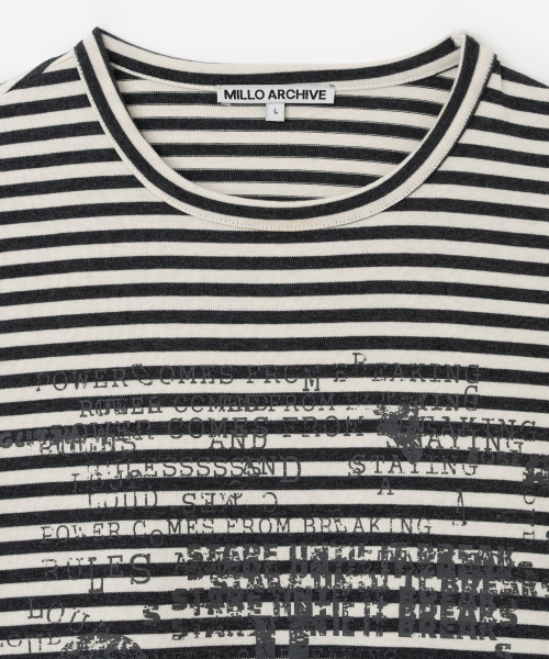 Millo Archive（ミロ アーカイブ）の「グリッチドテキストストライプロングスリーブ[グレー]（Tシャツ/カットソー・メンズ・その他・LARGE/X-LARGE/MEDIUM）」の2枚目の写真