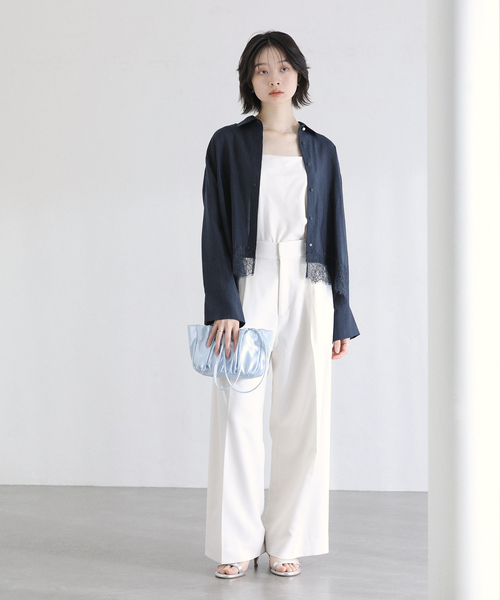 La TOTALITE（ラトータリテ）の「【洗える】レーストリミングシャツ（シャツ/ブラウス・レディース・ホワイト/ネイビー/ベージュ・FREE）」の13枚目の写真