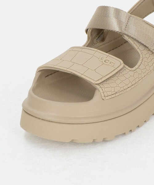 UGG(アグ)の「【国内EXCLUSIVE】<UGG>ゴールデングロウ エンボスド サンダル(サンダル・レディース・ベージュ・8/7/6/5)」の5枚目の写真