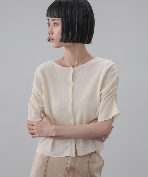 LOWRYS FARM（ローリーズファーム）の「ショルダーパフカーディガン５Ｓ 665444（Tシャツ/カットソー・レディース・ホワイト×ブラック/アイボリー/ブラック/レッド・FREE）」の17枚目の写真