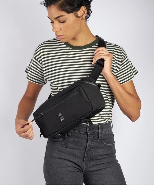 CHROME(クローム)の「CHROME/クローム MINI KADET 5L(ボディバッグ/ウエストポーチ・メンズ・ブラック・FREE)」の10枚目の写真