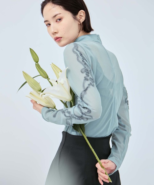 MURRAL（ミューラル）の「【MURRAL/ミューラル】別注Moon road embroidered sheer top/ムーンロードエンブロイダリーシアートップ（シャツ/ブラウス・レディース・ブルー/ネイビー・2）」の9枚目の写真