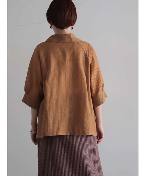 FIL DE FER(フィルデフェール)の「【予約】シャドーストライプ 変形カラーブラウス(シャツ/ブラウス・レディース・ブラック/ブラウン・FREE)」の4枚目の写真