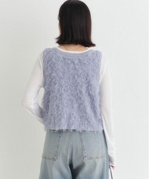 Right-on(ライトオン)の「【HONEYSUCKLE ROSE】2WAYフリンジベスト (ジレ / ビスチェ / ショート丈 / 重ね着 / リボン / シャギー)(ベスト・レディース・ブラック/ダークグレー/キナリ・M/L)」の5枚目の写真