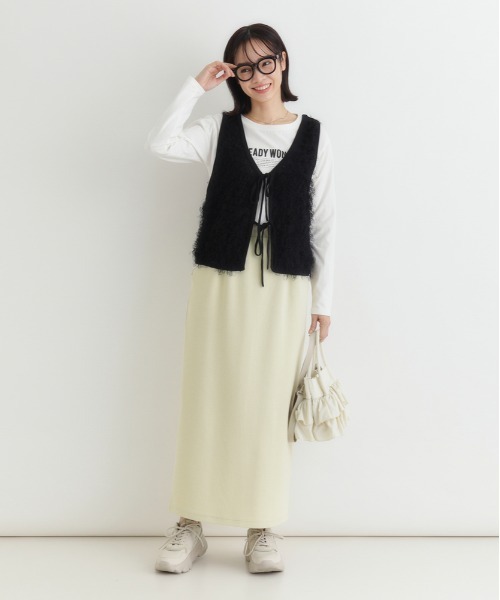 Right-on(ライトオン)の「【HONEYSUCKLE ROSE】2WAYフリンジベスト (ジレ / ビスチェ / ショート丈 / 重ね着 / リボン / シャギー)(ベスト・レディース・ブラック/ダークグレー/キナリ・M/L)」の11枚目の写真