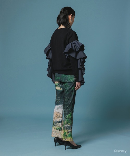 NON TOKYO(ノントーキョー)の「Disney 『Snow White』 NON TOKYO FRILL SLEEVE PULLOVER SWEAT(スウェット・レディース・グレー/ブラック・FREE)」の4枚目の写真