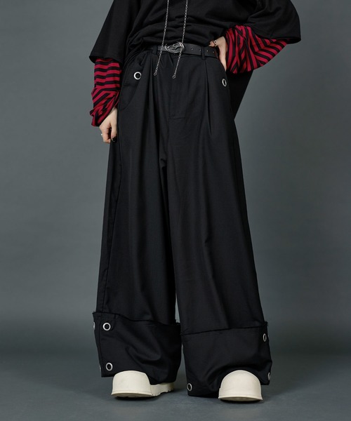 ERAR(エラー)の「【ERAR】ロールアップアイレットリングタックワイドスラックス(スラックス・メンズ・ブラック/チャコール・XL/L/M/S)」の1枚目の写真