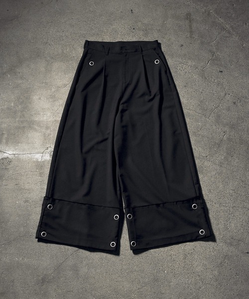 ERAR(エラー)の「【ERAR】ロールアップアイレットリングタックワイドスラックス(スラックス・メンズ・ブラック/チャコール・XL/L/M/S)」の3枚目の写真