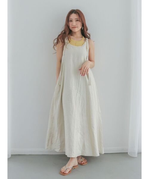 Ungrid(アングリッド)の「リネン混ショルダーデザインキャミワンピース(ワンピース・レディース・その他1/オレンジ/ブラック/アイボリー・FREE)」の1枚目の写真