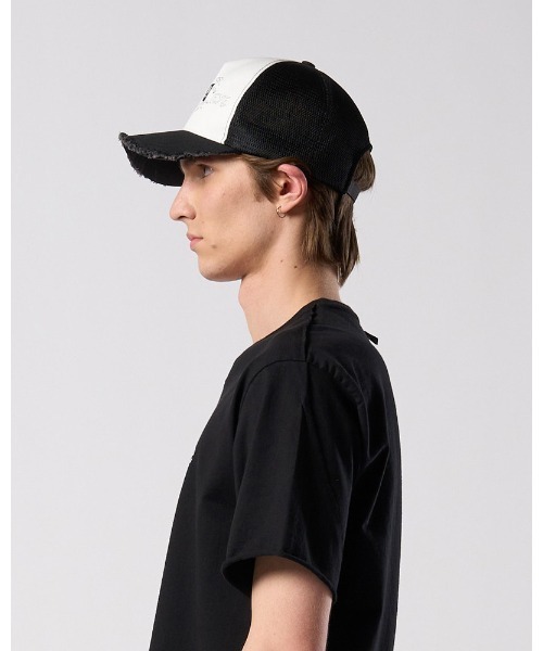 wjk(ダヴルジェイケイ)の「"panic" cut-off mesh cap(キャップ・メンズ・ブラック/ホワイト×ブラック・FREE)」の5枚目の写真
