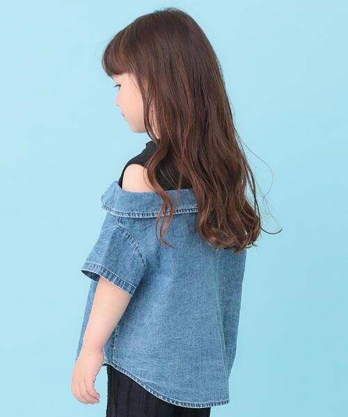 SHOO・LA・RUE(シューラルー)の「【120-150cm】肩あきデニムドッキングシャツ(Tシャツ/カットソー・キッズ・グレー系4/ブルー系5・12/13/14/15 )」の15枚目の写真