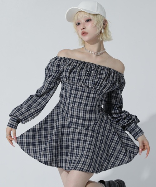 ANAP(アナップ)の「Kギャル くびれ ミニワンピース(ワンピース・レディース・グレー系/ブラック/ネイビー・F)」の4枚目の写真