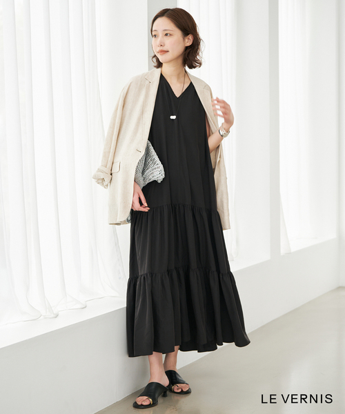 LE VERNIS(ル・ベルニ)の「LE VERNIS/ル・ベルニ Toe ring sandals(サンダル・レディース・ブラック・24.5cm/24cm/23.5cm/23cm)」の5枚目の写真