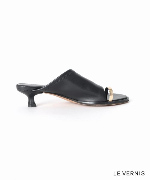 LE VERNIS(ル・ベルニ)の「LE VERNIS/ル・ベルニ Toe ring sandals(サンダル・レディース・ブラック・24.5cm/24cm/23.5cm/23cm)」の15枚目の写真