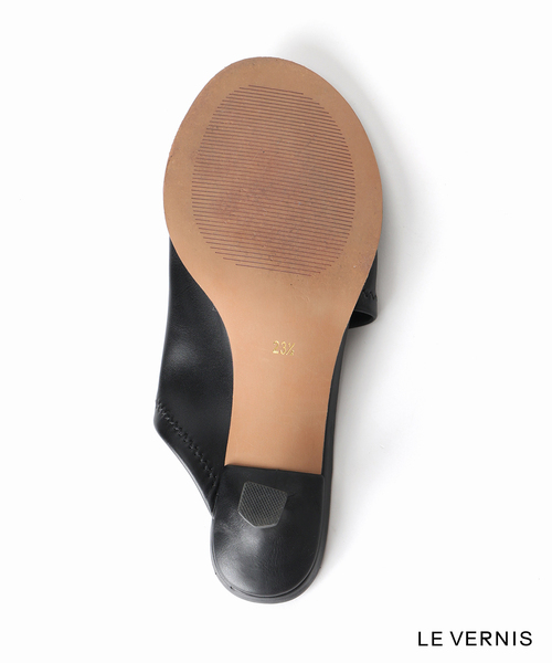 LE VERNIS(ル・ベルニ)の「LE VERNIS/ル・ベルニ Toe ring sandals(サンダル・レディース・ブラック・24.5cm/24cm/23.5cm/23cm)」の22枚目の写真